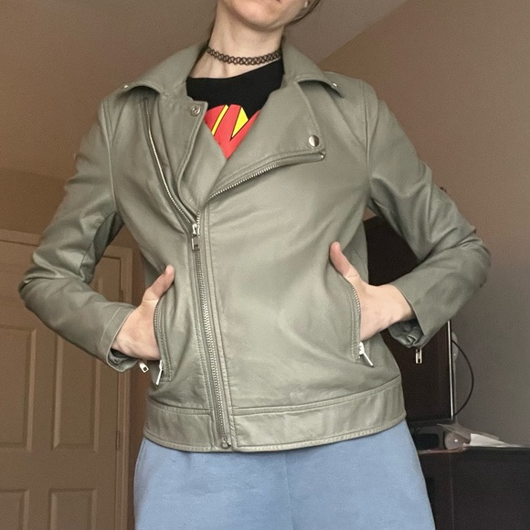 🥦 Green Pleather Jacket - Picture 1 of 8